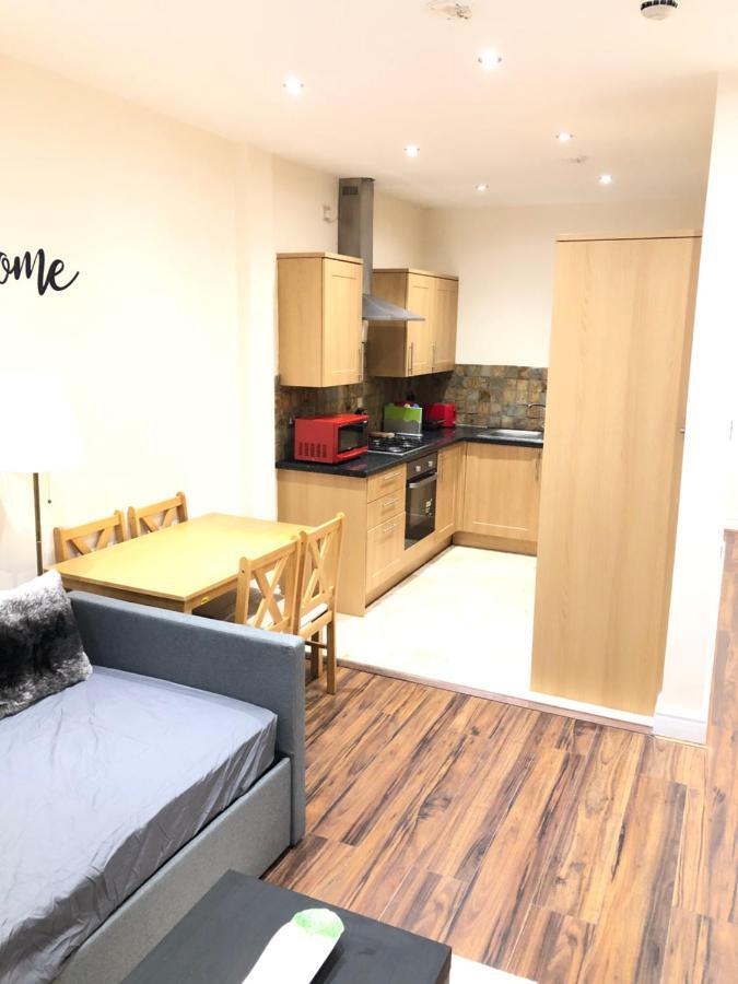 Apartmán Greater London Holiday Let @ Hanwell Exteriér fotografie