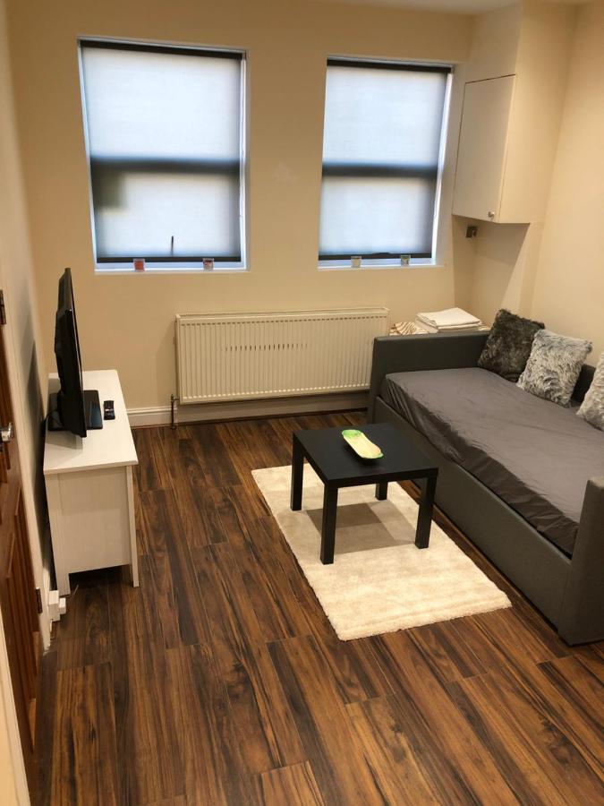 Apartmán Greater London Holiday Let @ Hanwell Exteriér fotografie